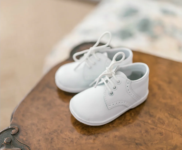 James Boy's White Leather Lace Up Shoe (Baby)